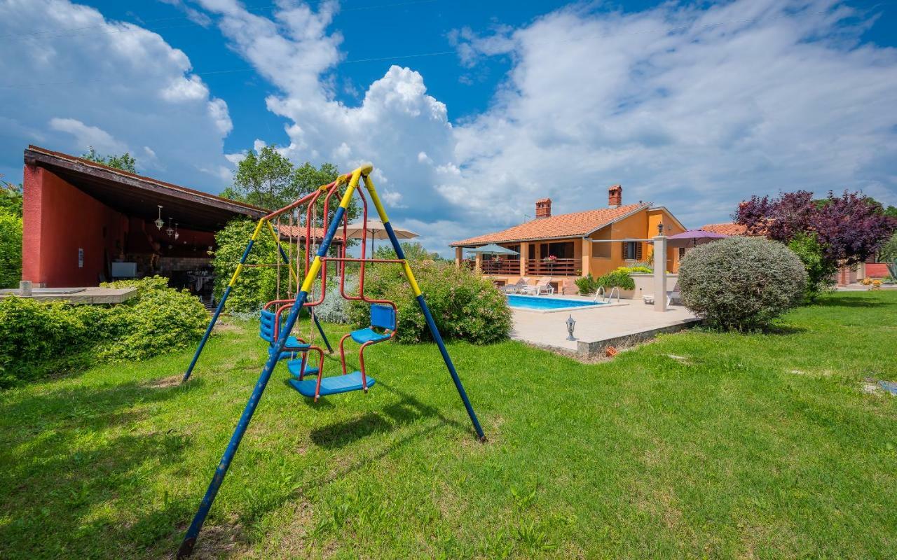 Hacienda Rosemary Villa Muntić Exterior foto